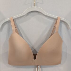 Seamless Tan Bra